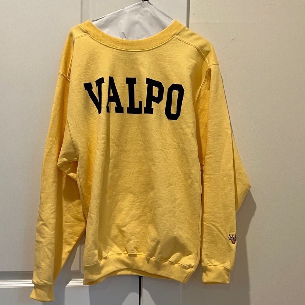 Valpo Men's Yellow Sweater